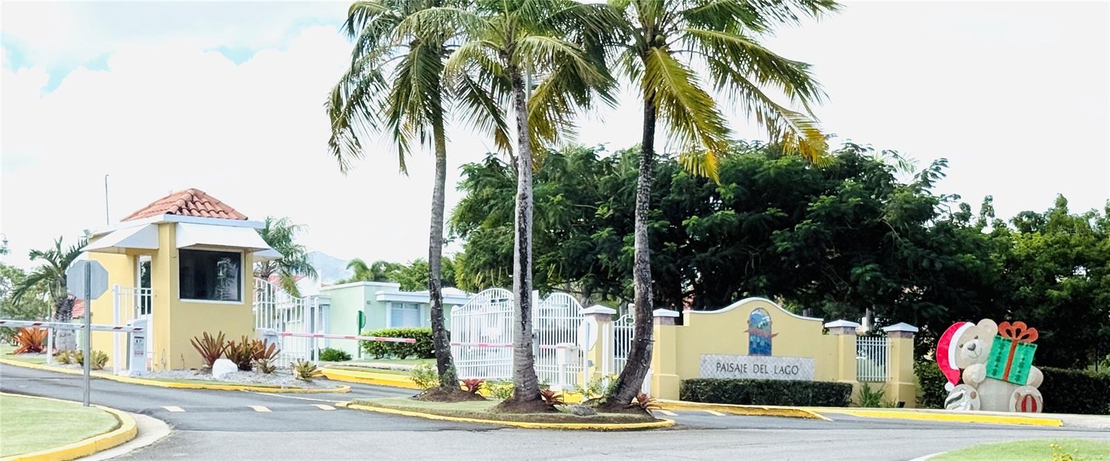 4 hab · 4 baños · LUQUILLO — foto 3