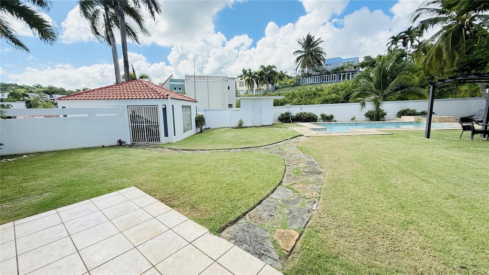 4 hab · 4 baños · LUQUILLO — foto 10