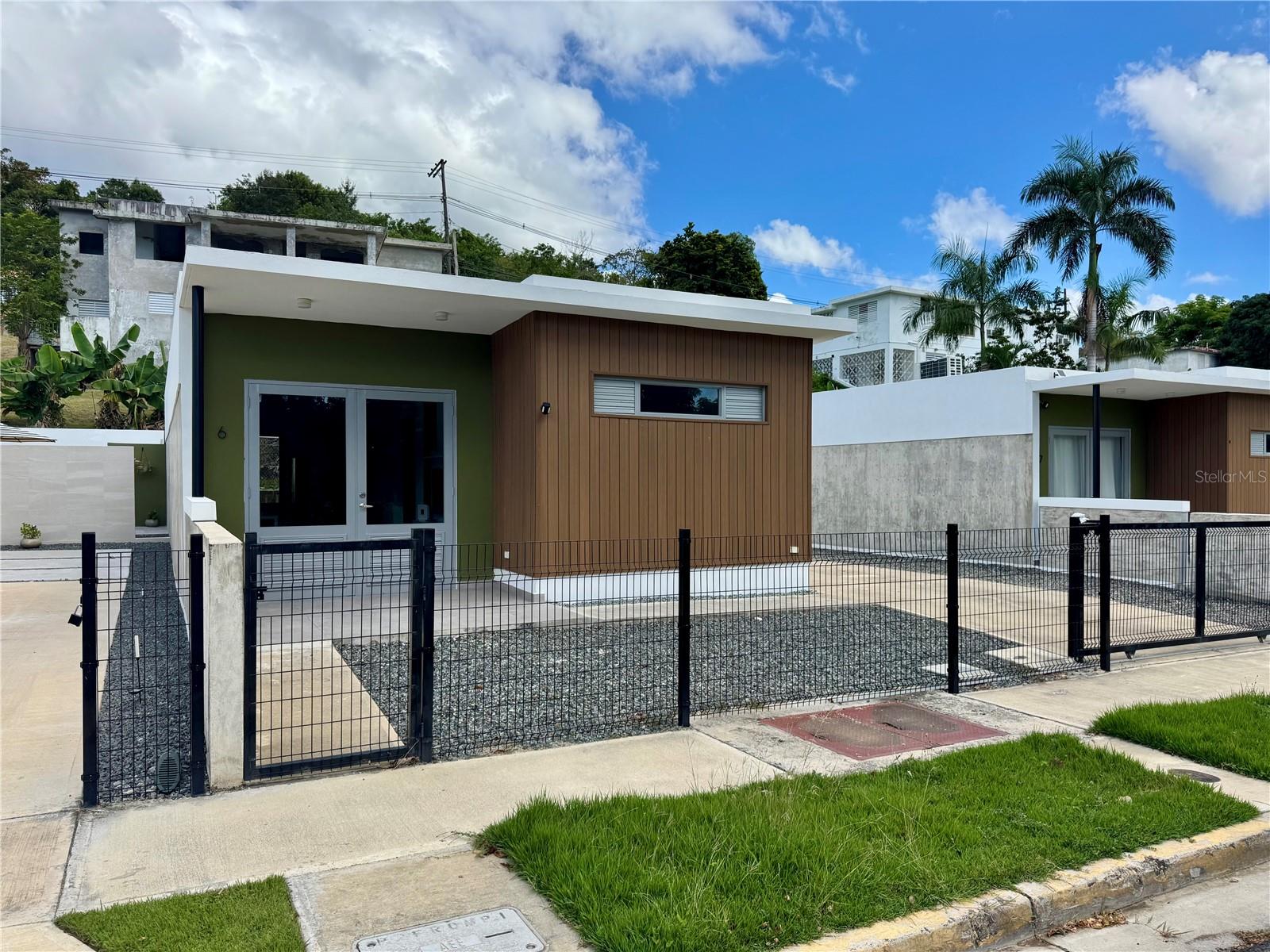 2 hab · 2 baños · RINCON