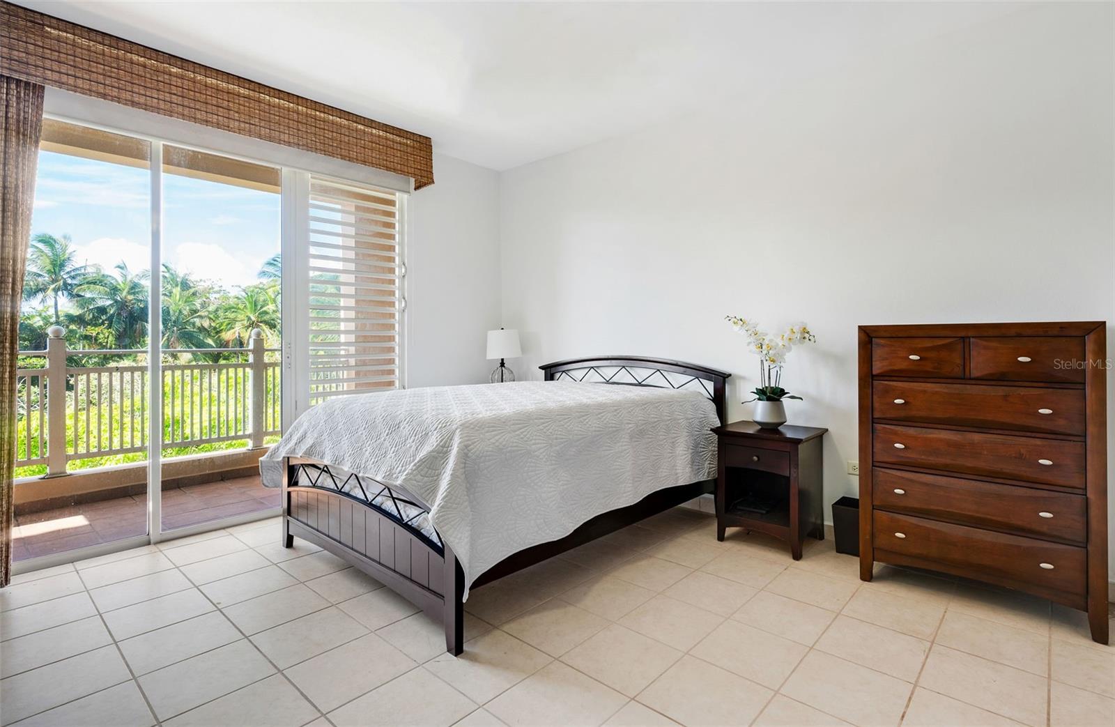 3 hab · 3 baños · HUMACAO — foto 8