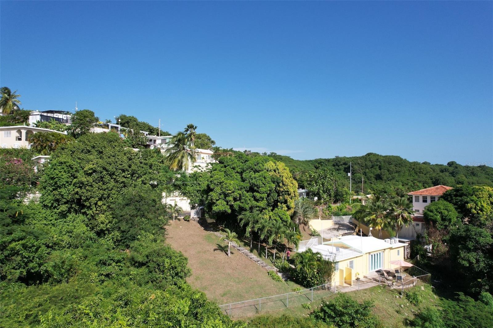 2 hab · 2 baños · VIEQUES