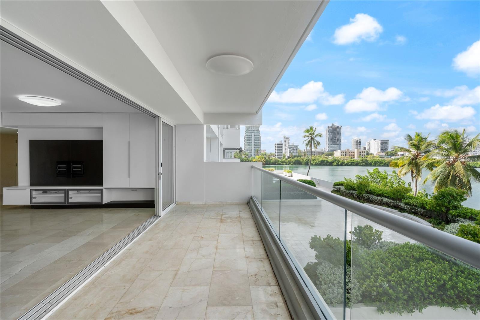 4 hab · 3 baños · SAN JUAN