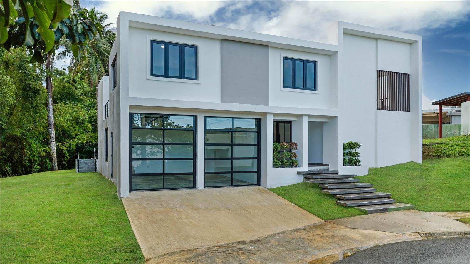 5 hab · 5 baños · SAN JUAN