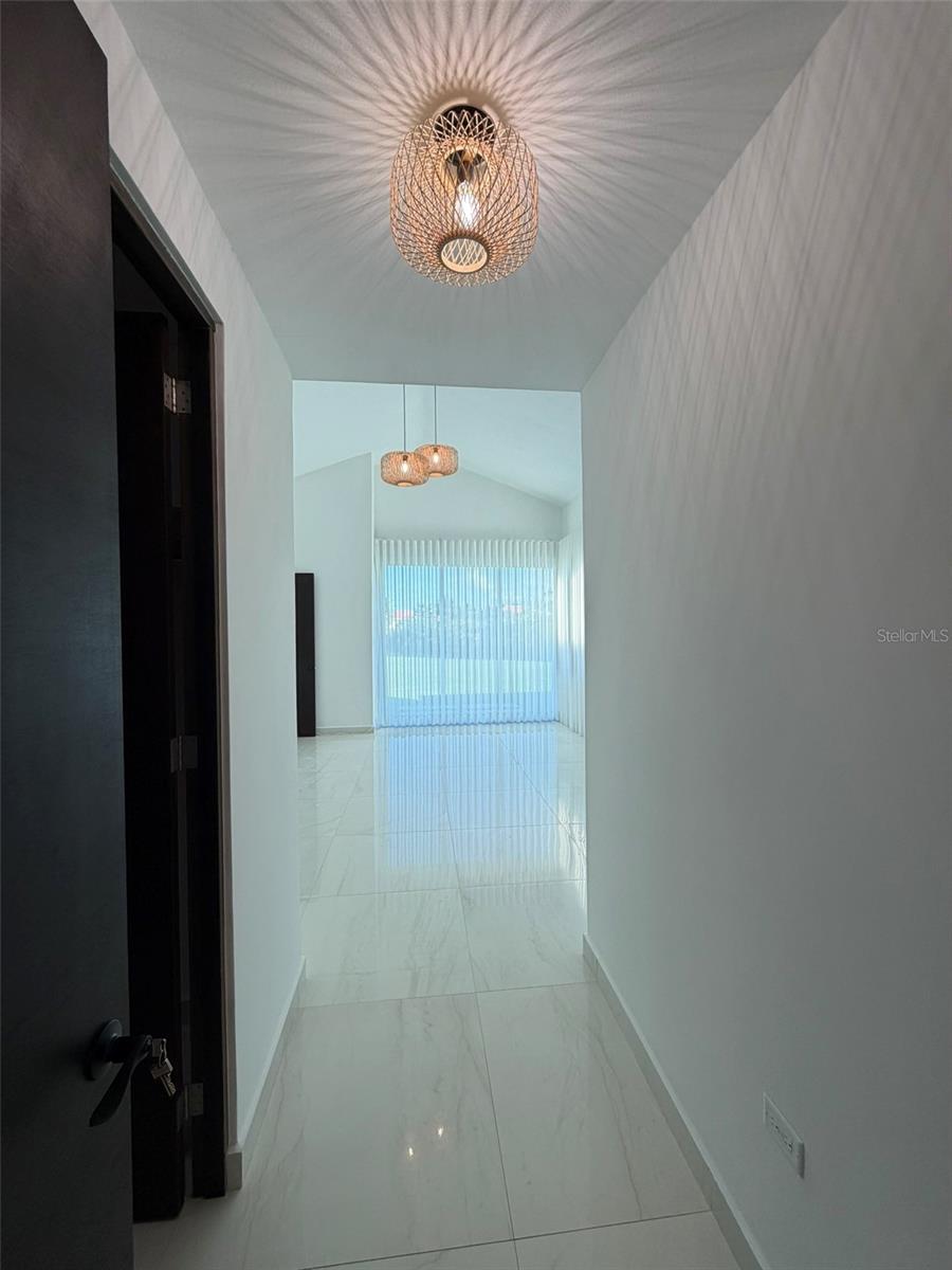5 hab · 6 baños · DORADO — foto 12
