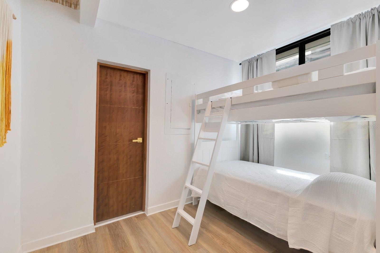 6 hab · 5 baños · CAROLINA — foto 12
