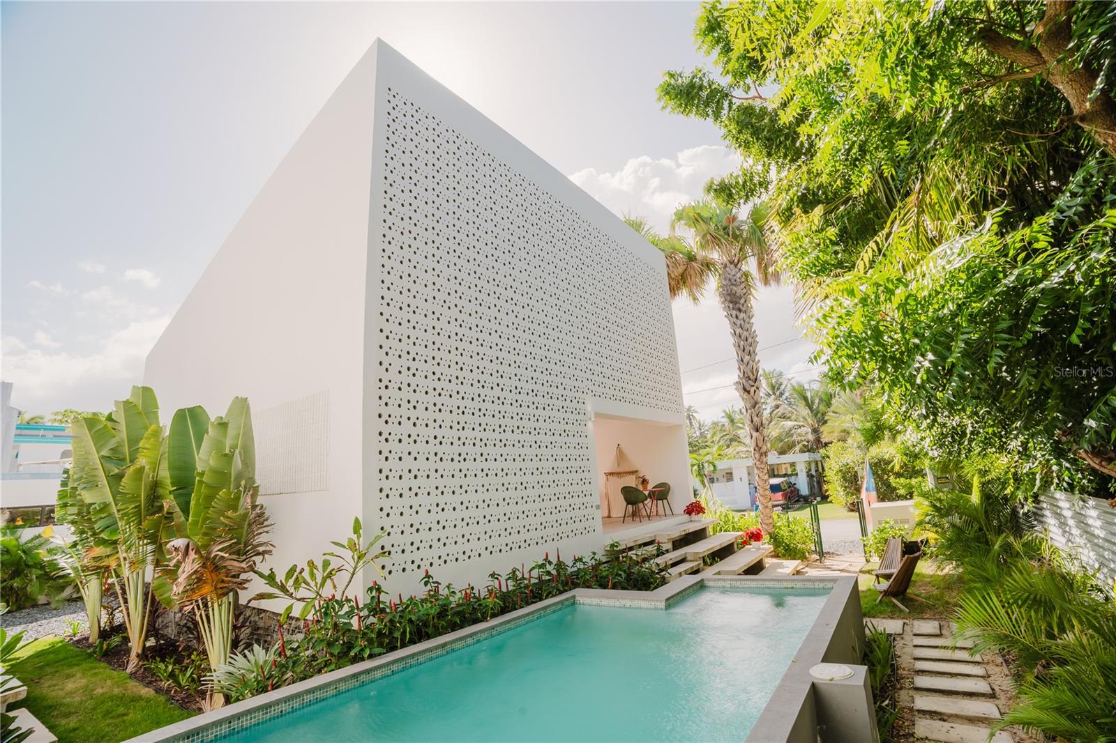 6 hab · 6 baños · ISABELA