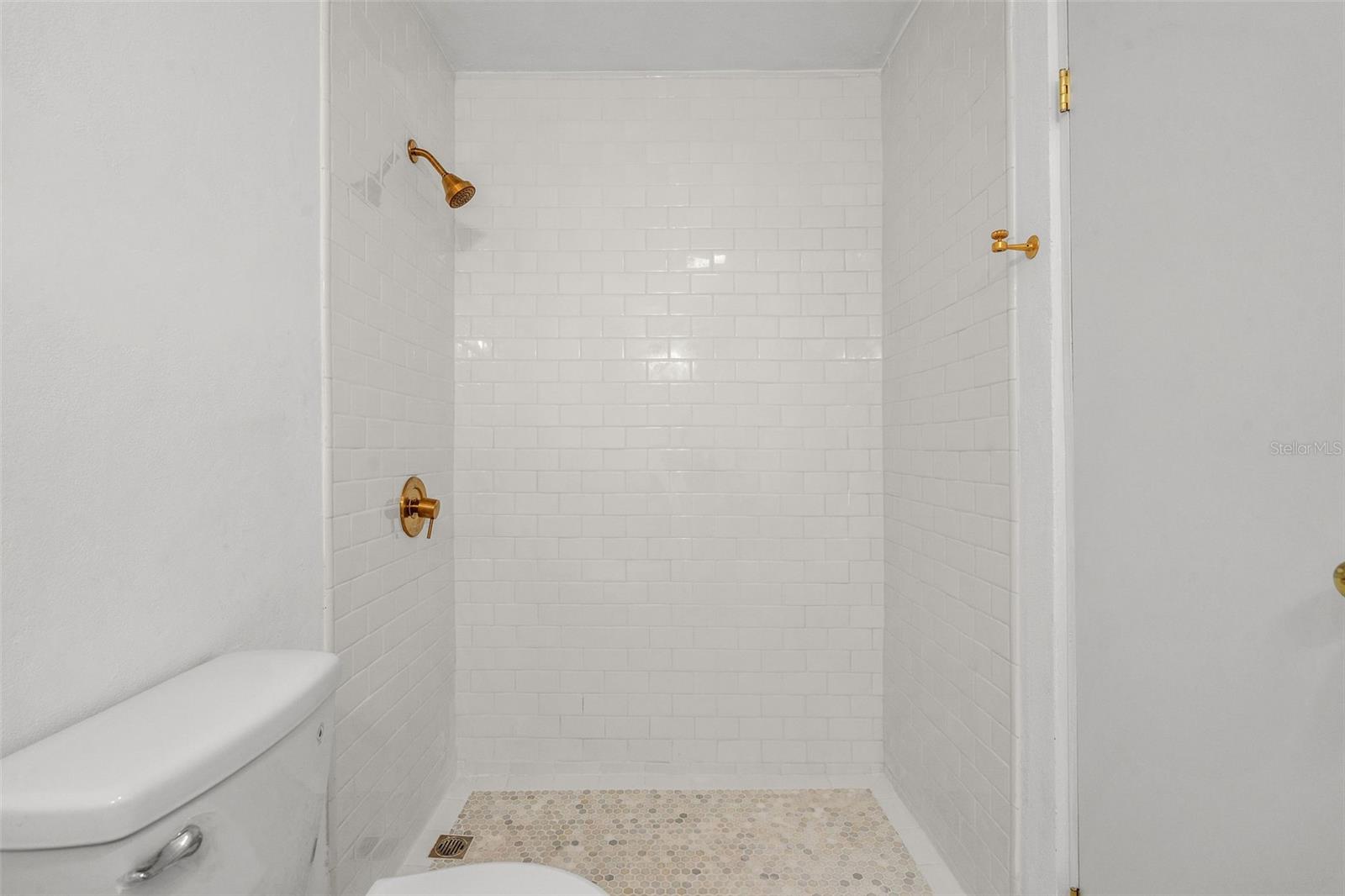 4 hab · 2 baños · HUMACAO — foto 12