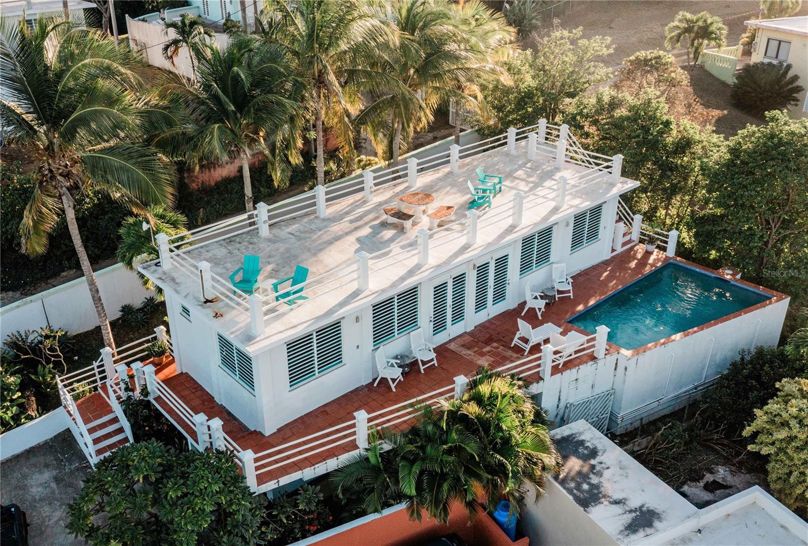 2 hab · 2 baños · VIEQUES