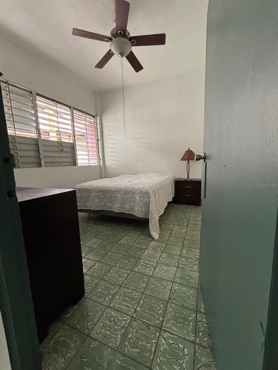 2 hab · 1 baños · AGUADILLA — foto 9