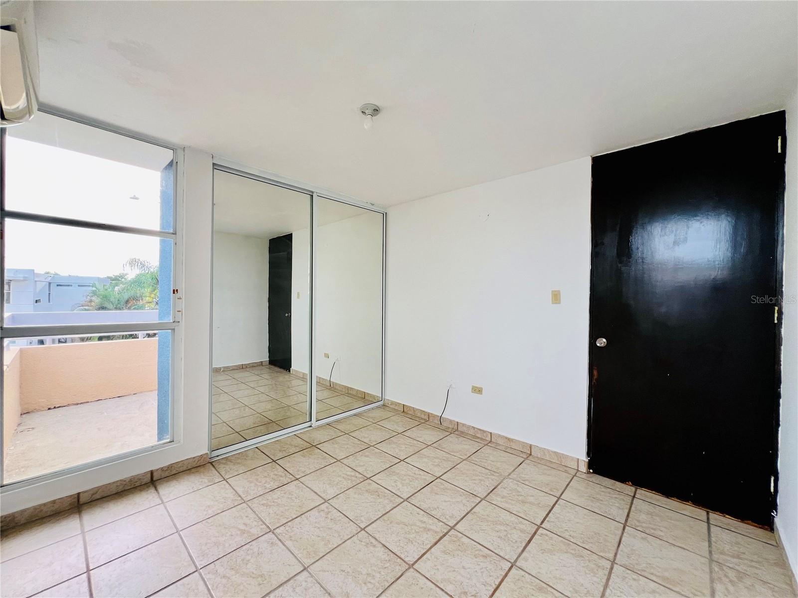 4 hab · 3 baños · DORADO — foto 8