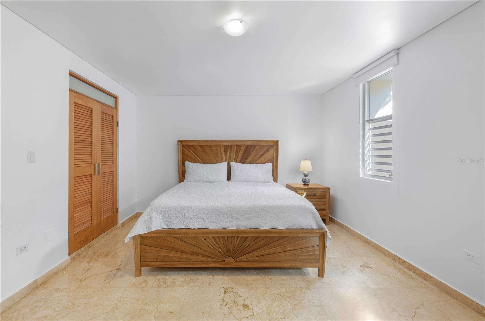5 hab · 6 baños · SAN JUAN — foto 8