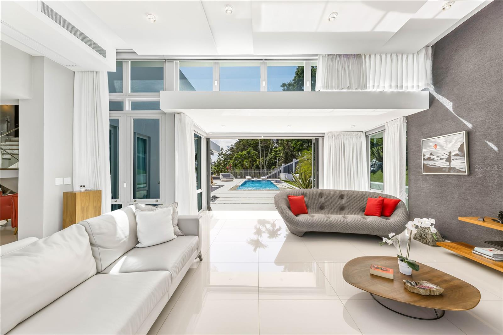 5 hab · 6 baños · GUAYNABO — foto 3
