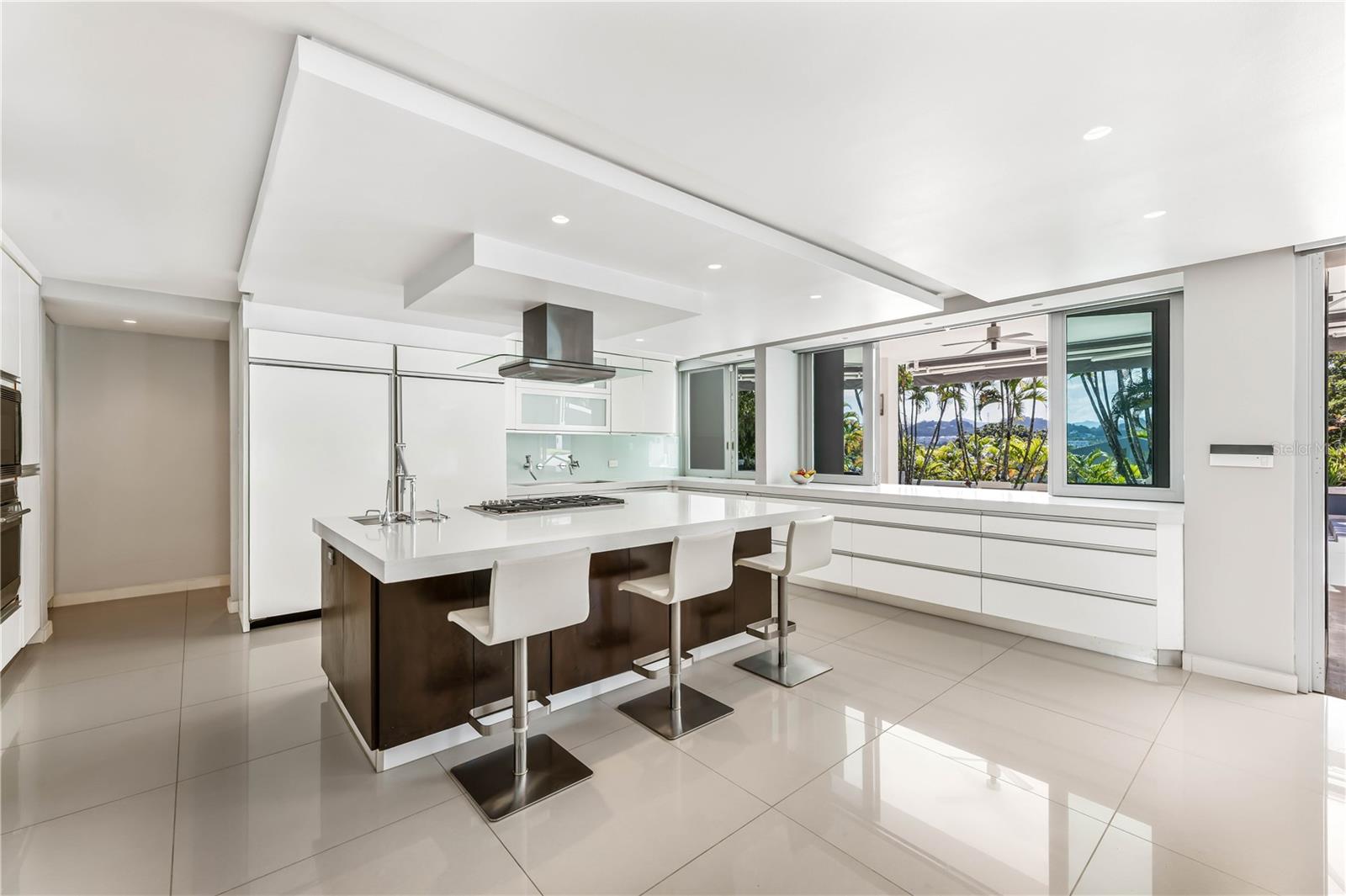 5 hab · 6 baños · GUAYNABO — foto 5