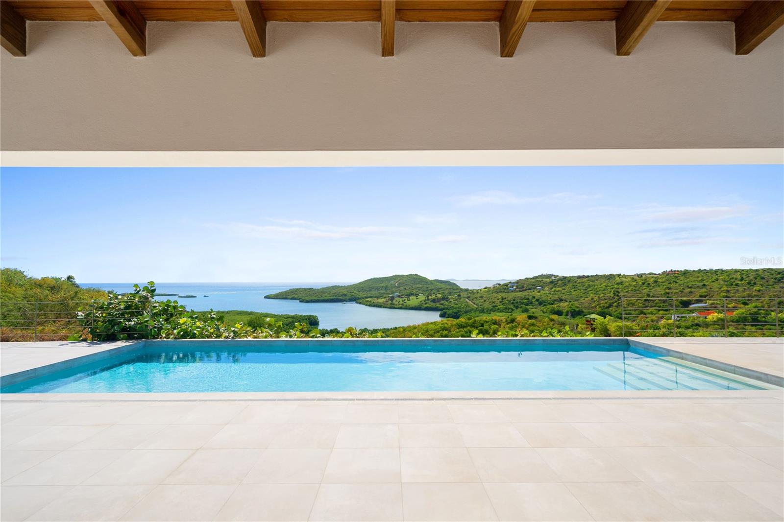 3 hab · 4 baños · CULEBRA