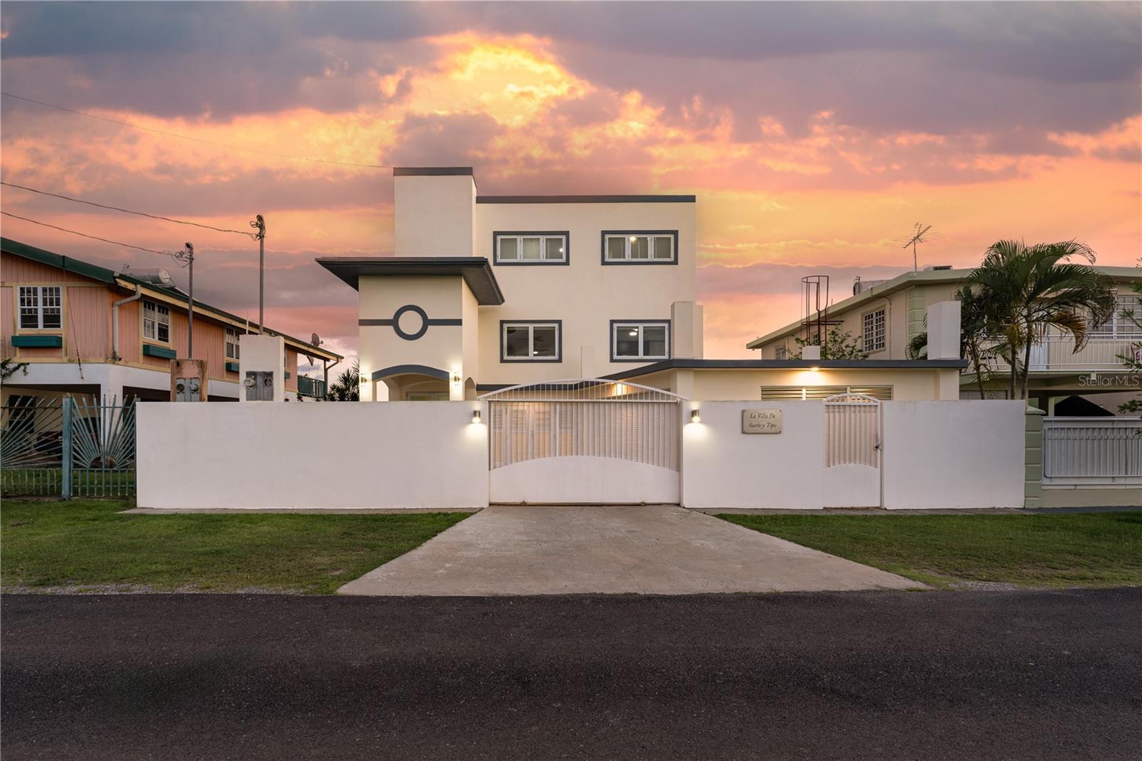 4 hab · 3 baños · BOQUERON