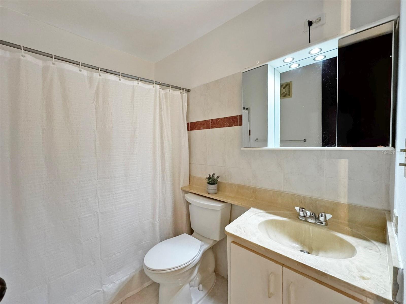 3 hab · 2 baños · GUAYNABO — foto 11