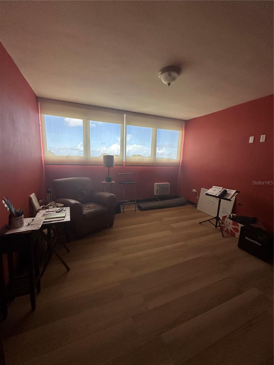 6 hab · 5 baños · GUAYNABO — foto 8