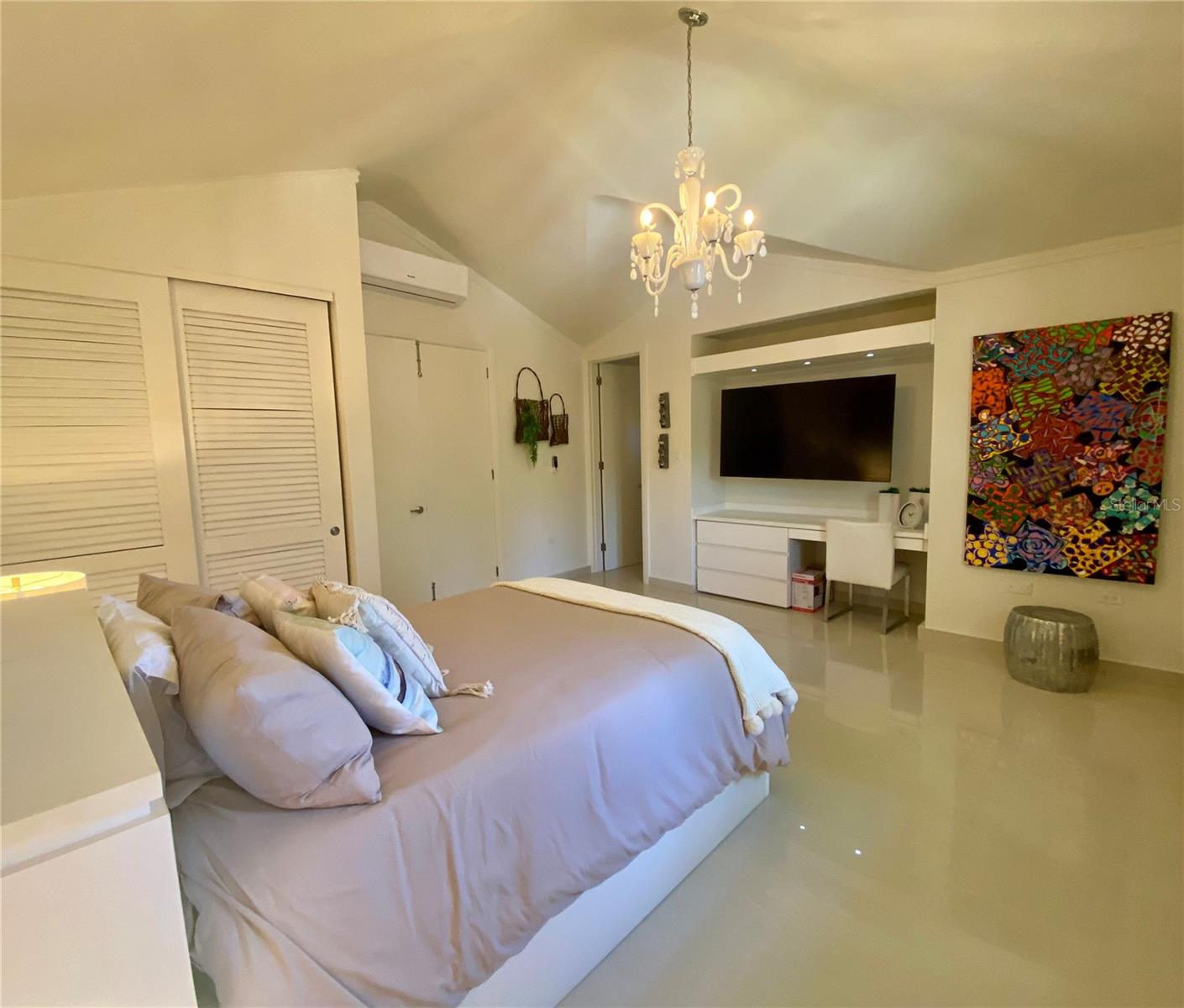 3 hab · 4 baños · DORADO — foto 12