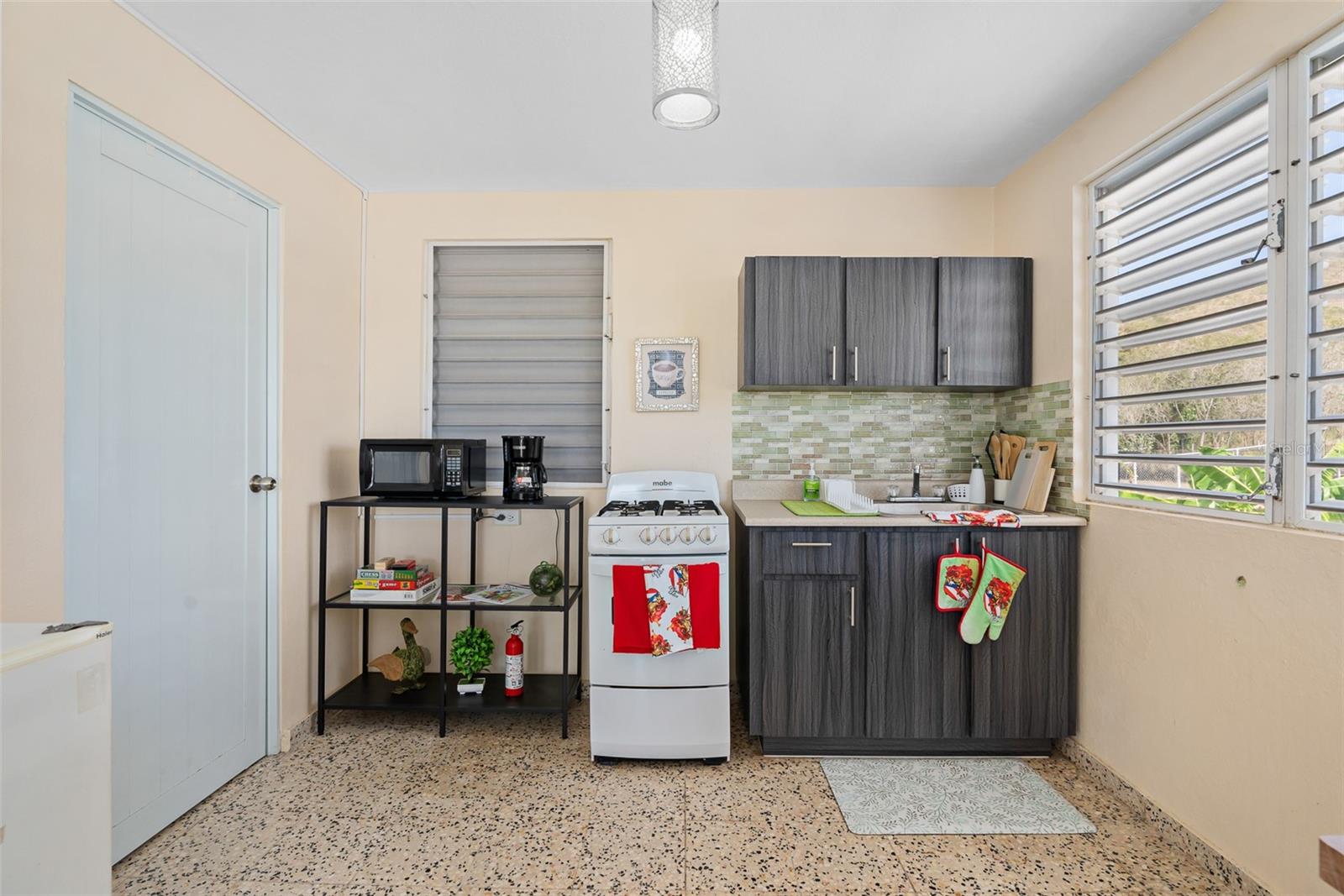 5 hab · 3 baños · YAUCO — foto 5