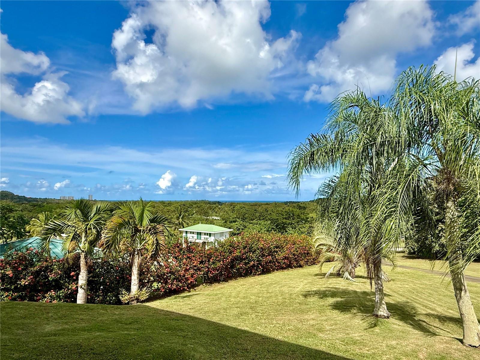 4 hab · 3 baños · LUQUILLO — foto 6