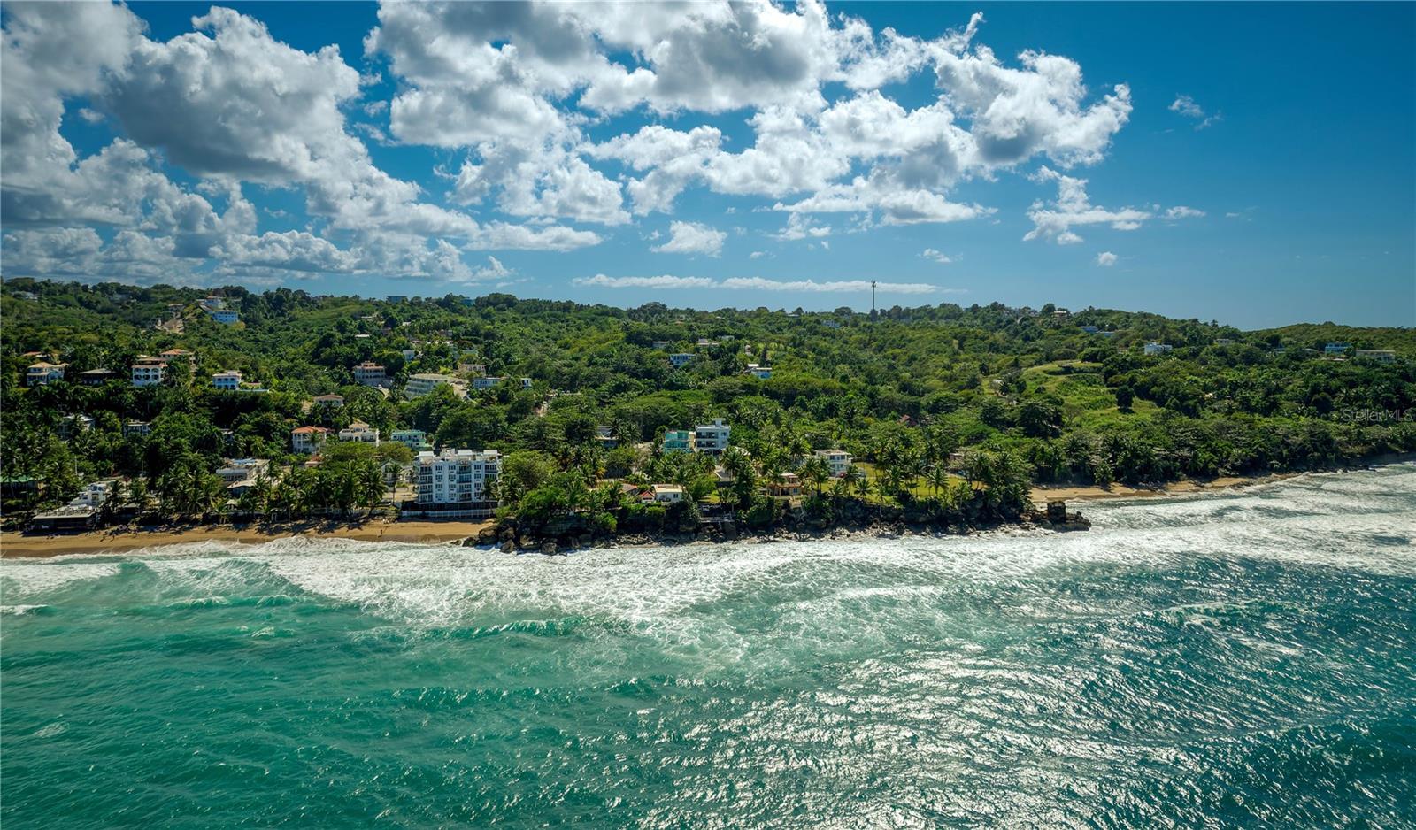 4 hab · 4 baños · RINCON