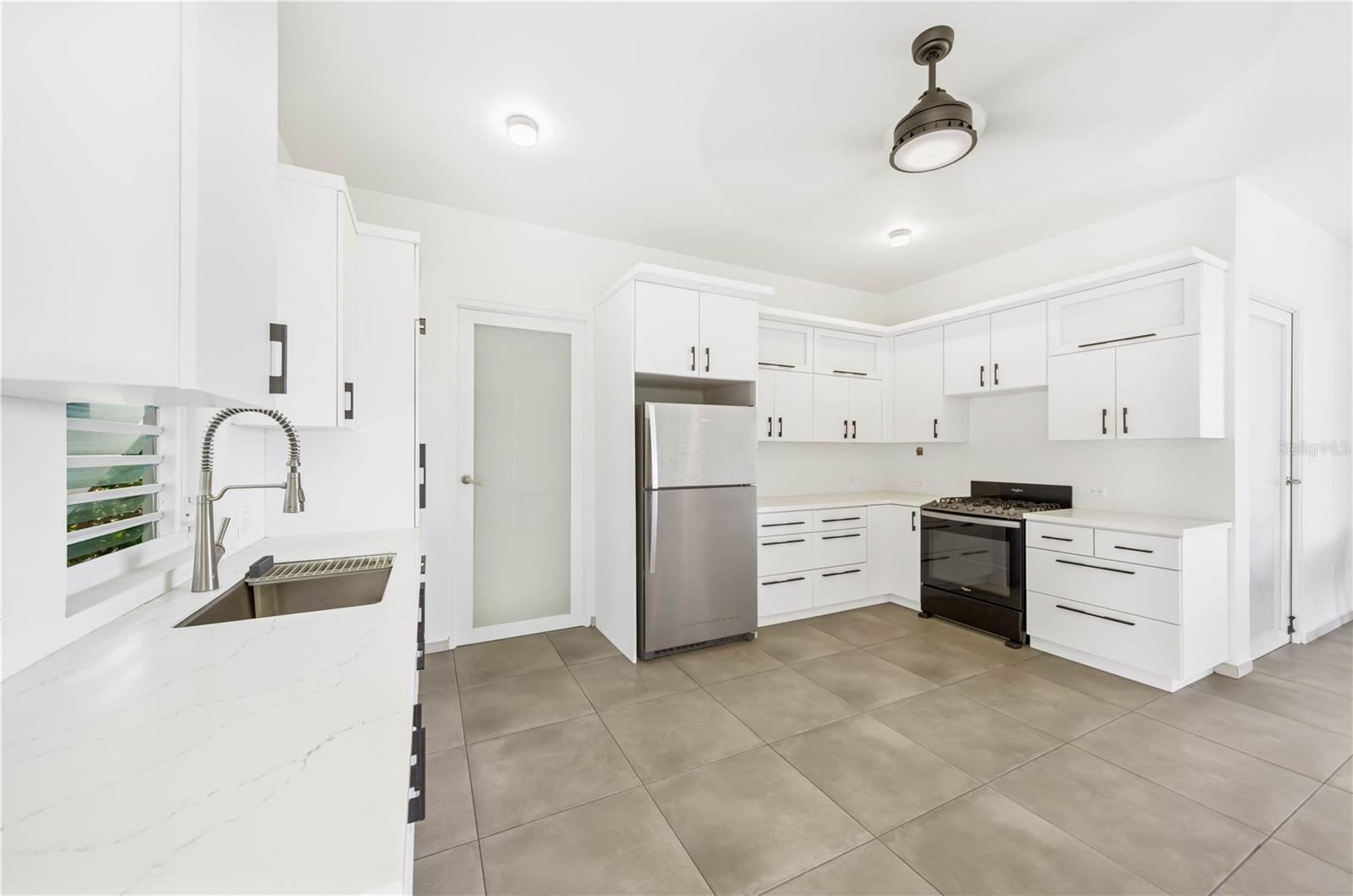 4 hab · 4 baños · RINCON — foto 11