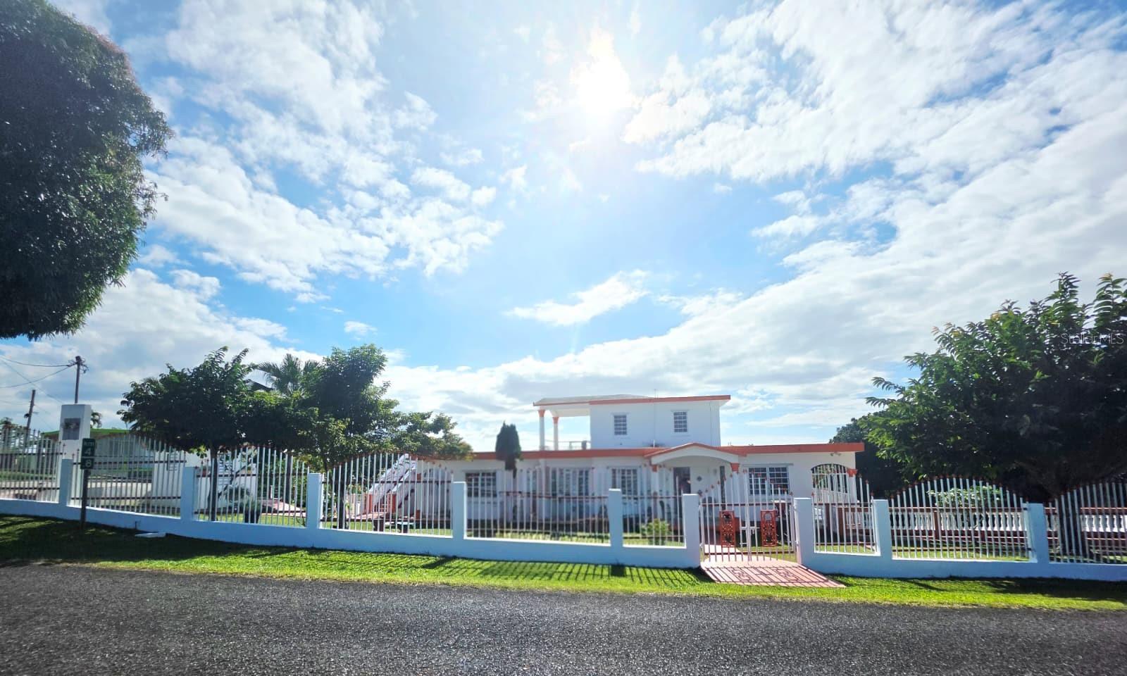 9 hab · 4 baños · ANASCO — foto 2