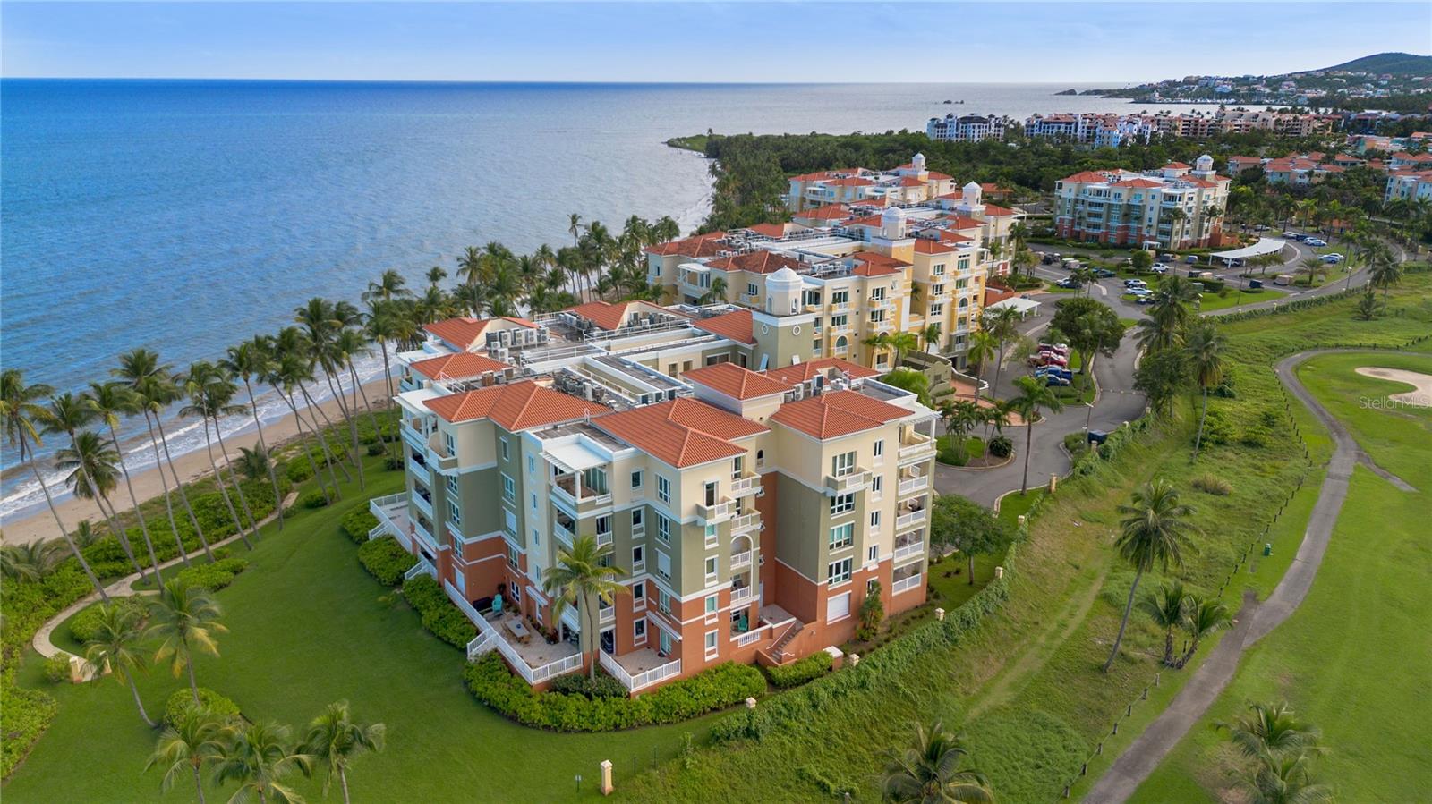4 hab · 4 baños · HUMACAO