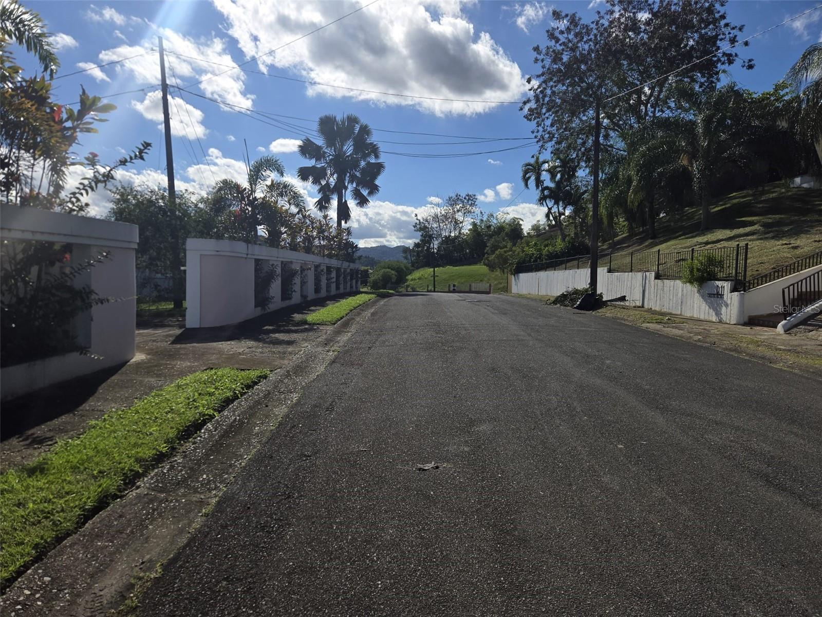 CAGUAS — foto 3