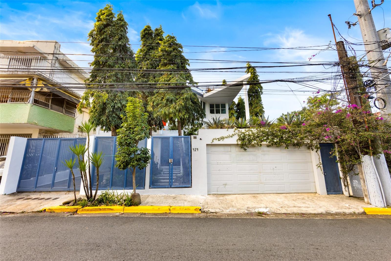 12 hab · 9 baños · SAN JUAN