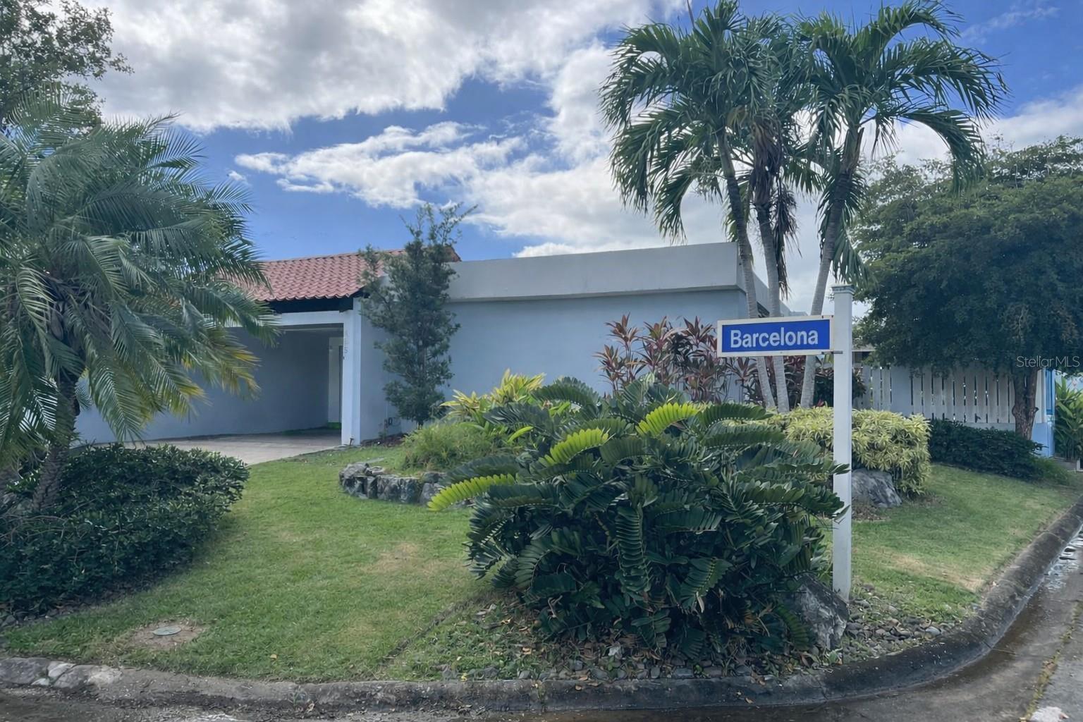 4 hab · 3 baños · HUMACAO