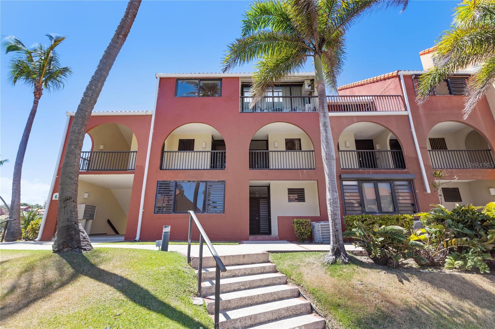 3 hab · 2 baños · HUMACAO — foto 2