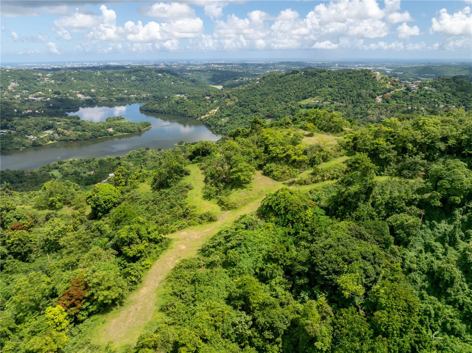 GURABO — foto 6