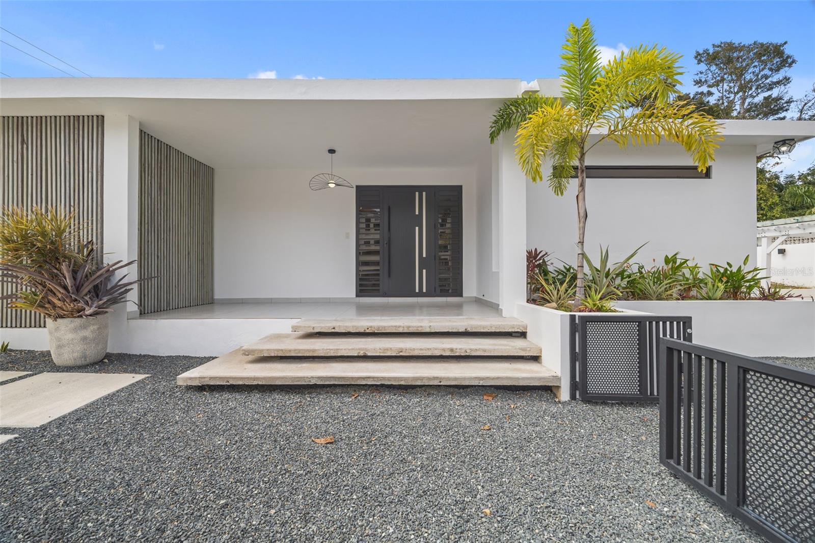 4 hab · 2 baños · RINCON