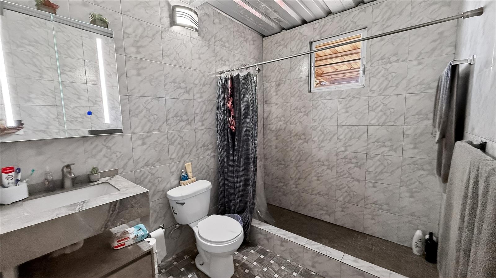 2 hab · 1 baños · OROCOVIS — foto 12