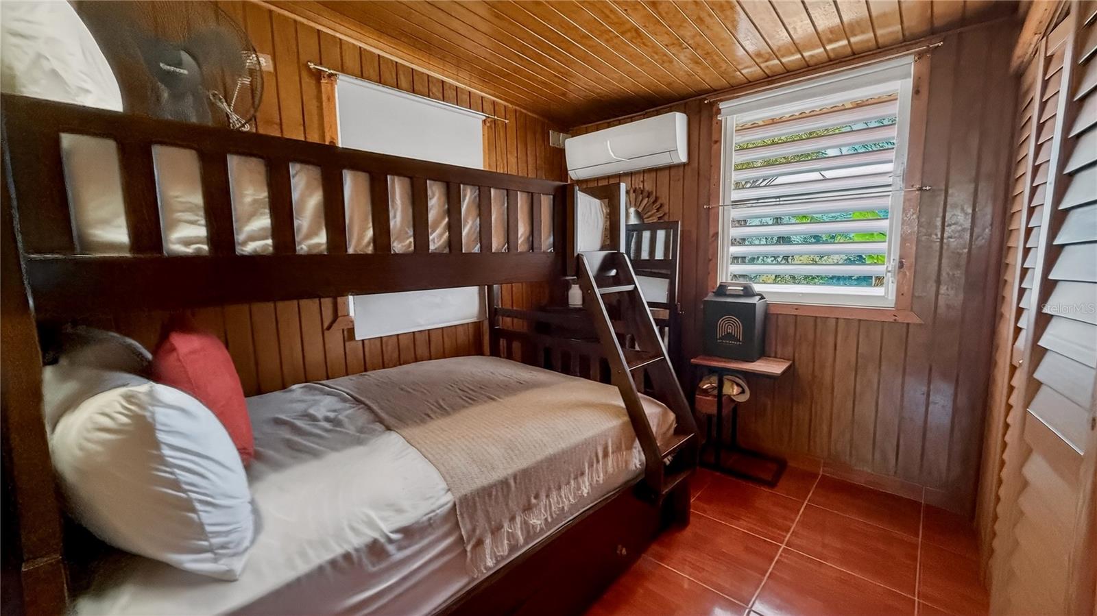2 hab · 1 baños · OROCOVIS — foto 6