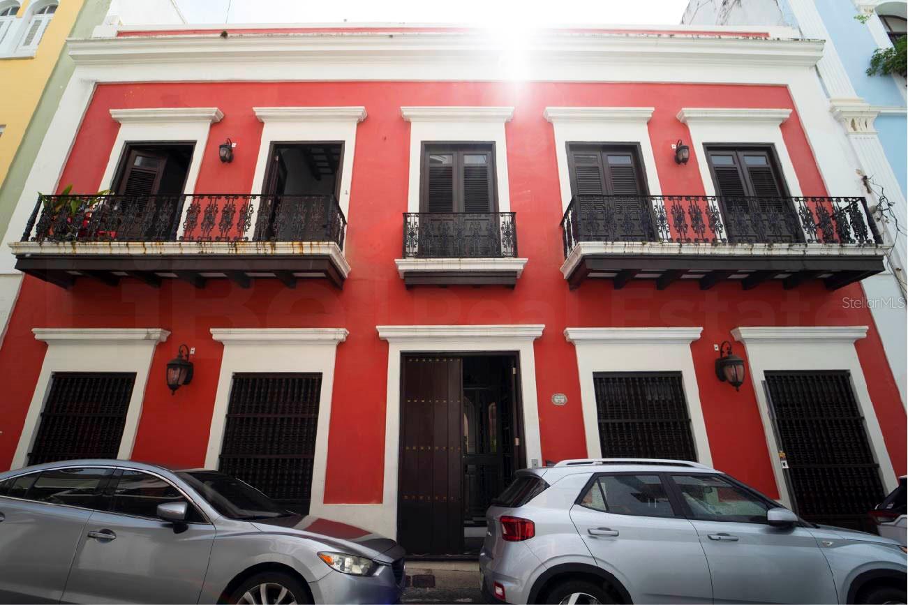 28 hab · 29 baños · SAN JUAN
