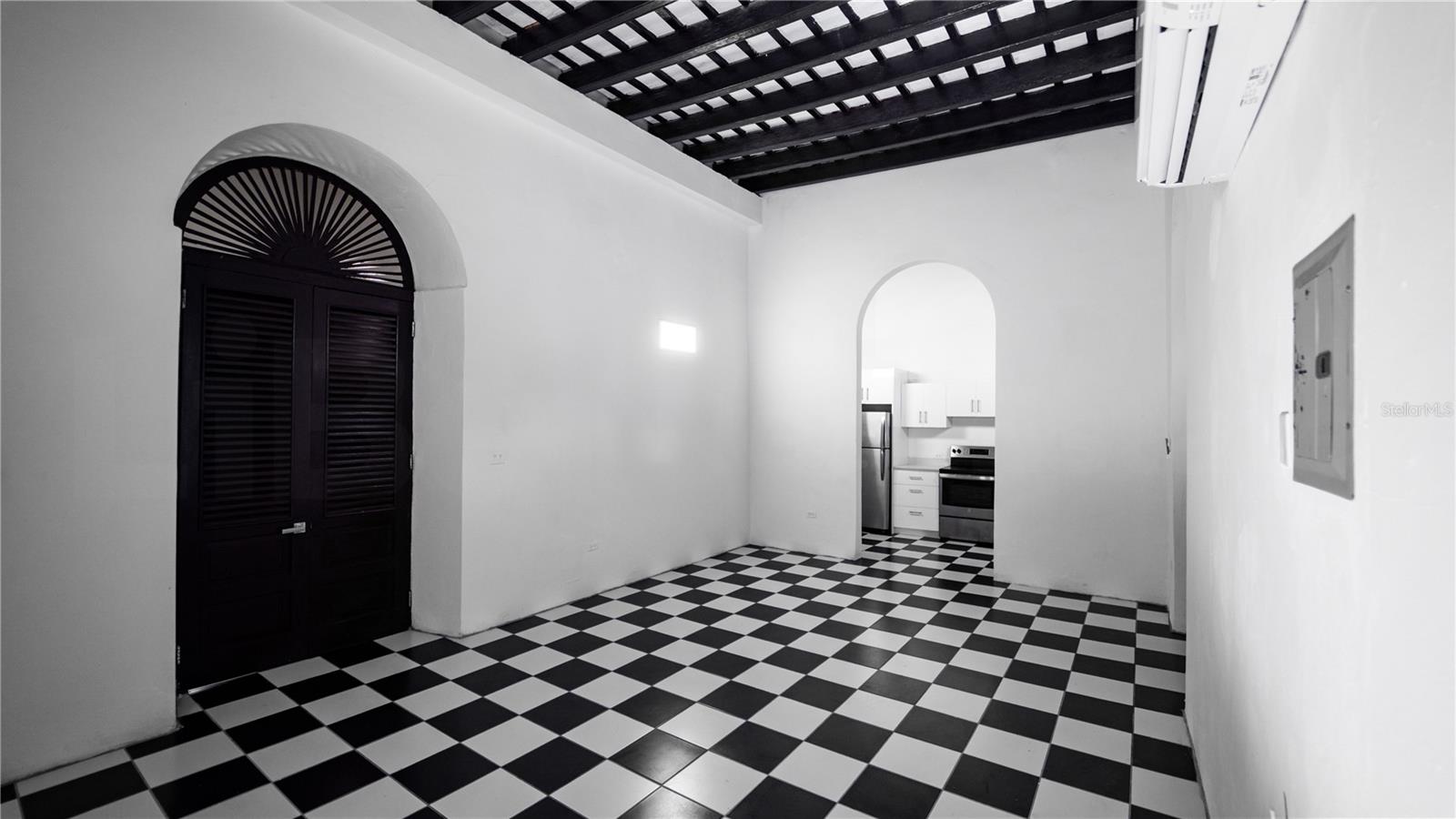 28 hab · 29 baños · SAN JUAN — foto 12