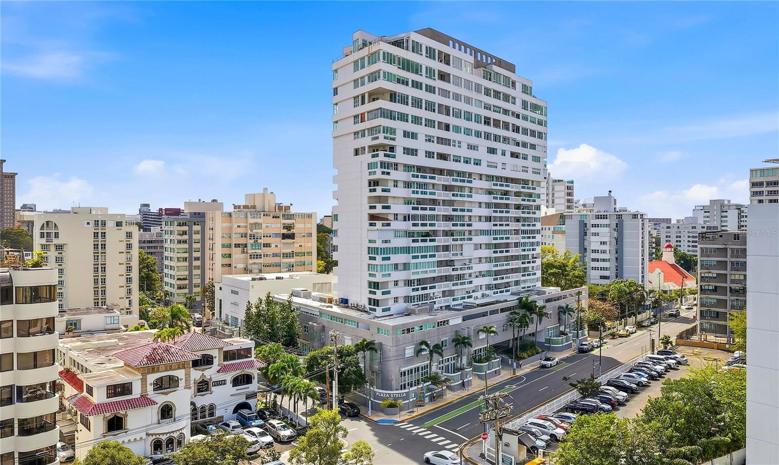 4 hab · 5 baños · SAN JUAN