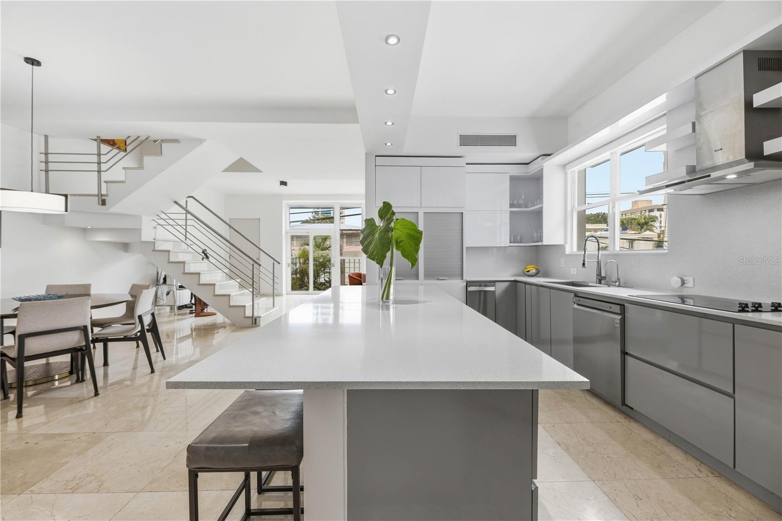 4 hab · 5 baños · SAN JUAN — foto 5