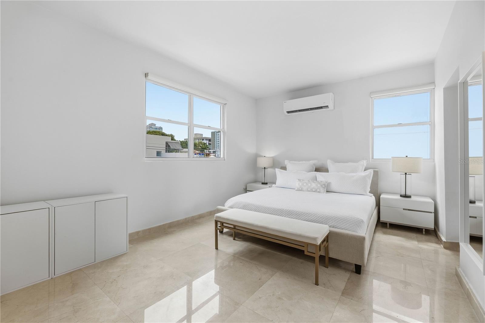 4 hab · 5 baños · SAN JUAN — foto 9