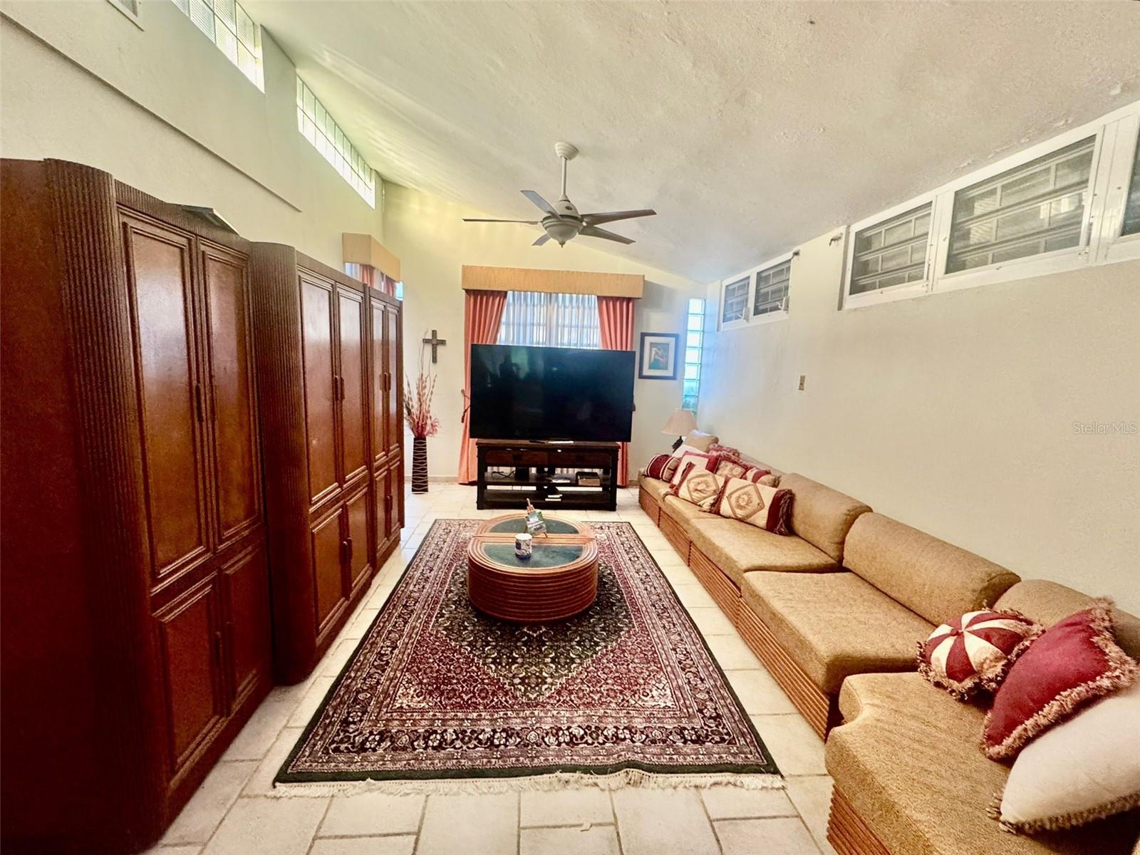 4 hab · 3 baños · CAGUAS — foto 7