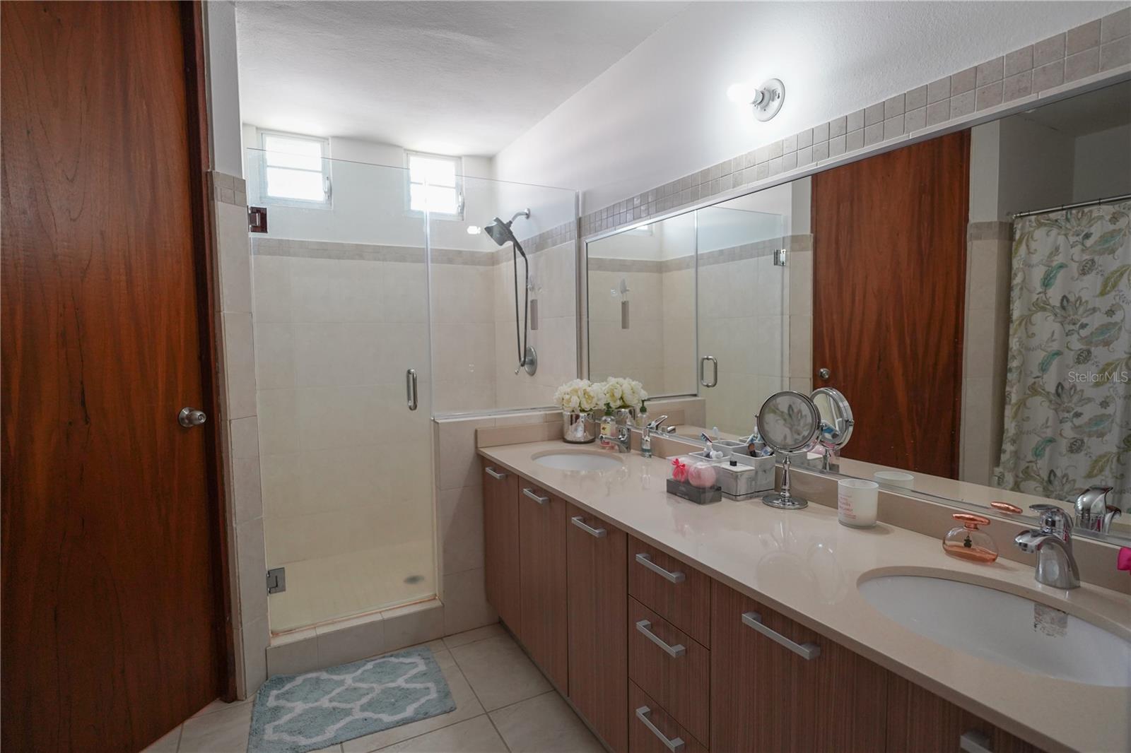 4 hab · 3 baños · RIO GRANDE — foto 10