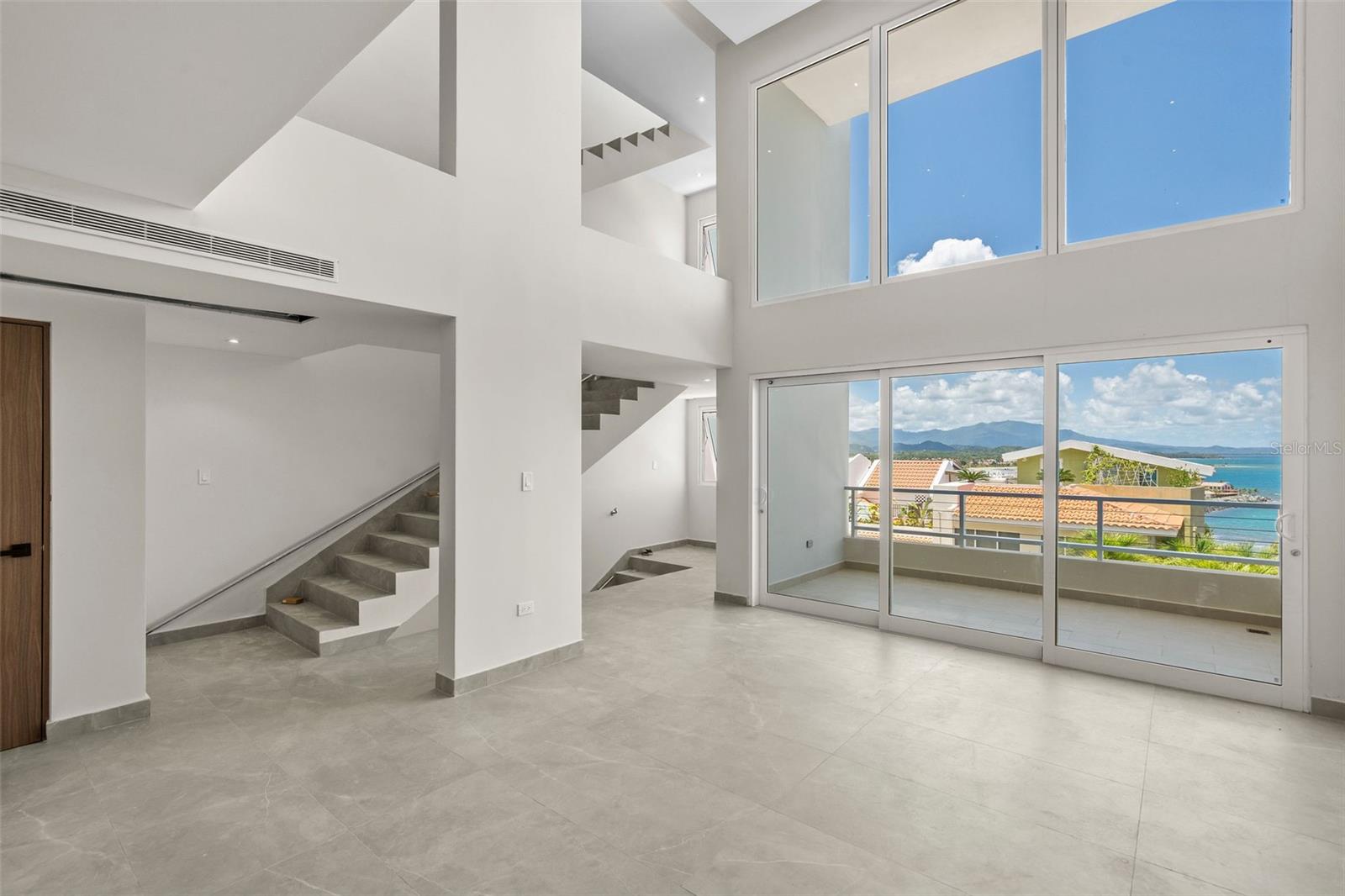 4 hab · 6 baños · HUMACAO — foto 3