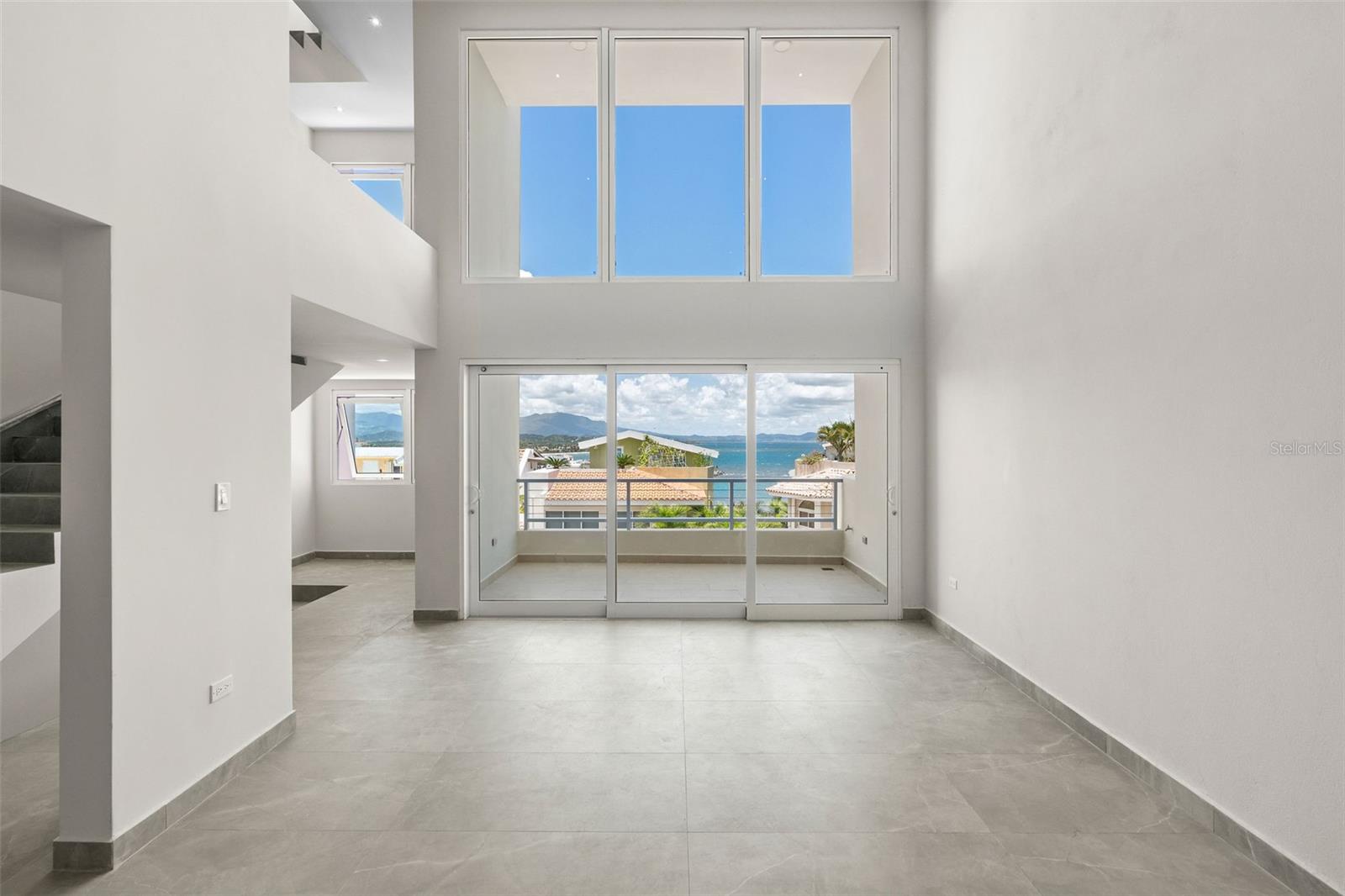4 hab · 6 baños · HUMACAO — foto 4