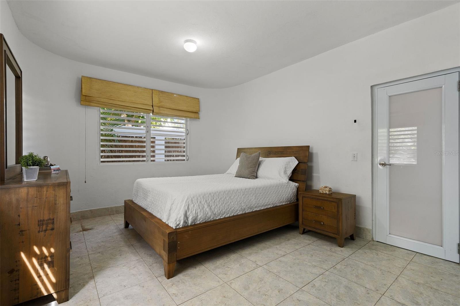 11 hab · 8 baños · SAN JUAN — foto 8