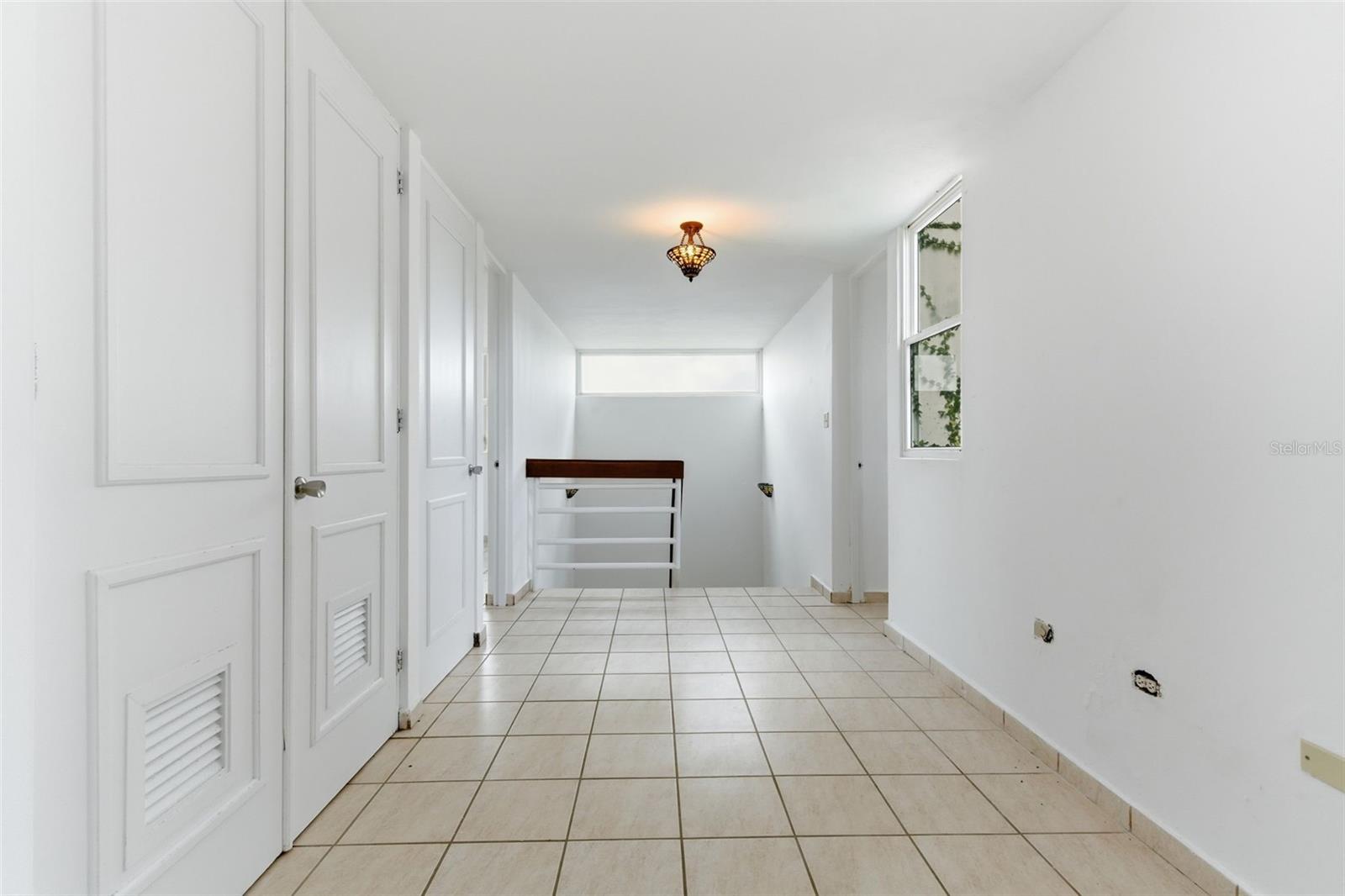 4 hab · 3 baños · DORADO — foto 10