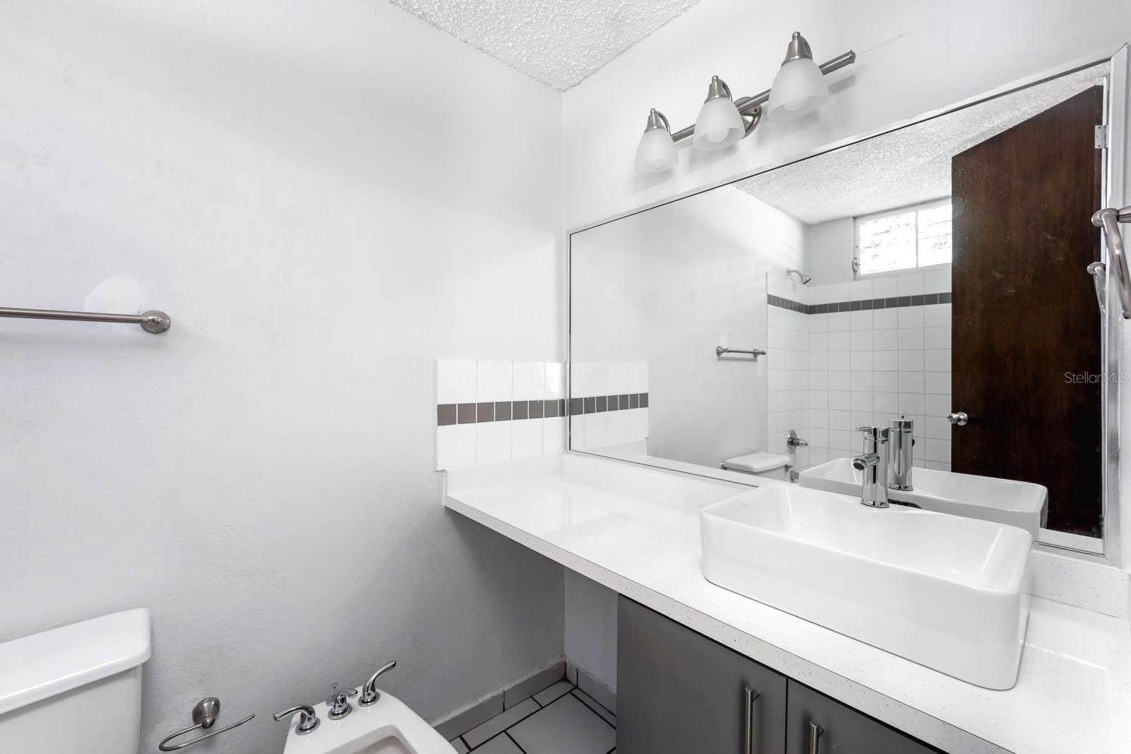 3 hab · 2 baños · GUAYNABO — foto 7