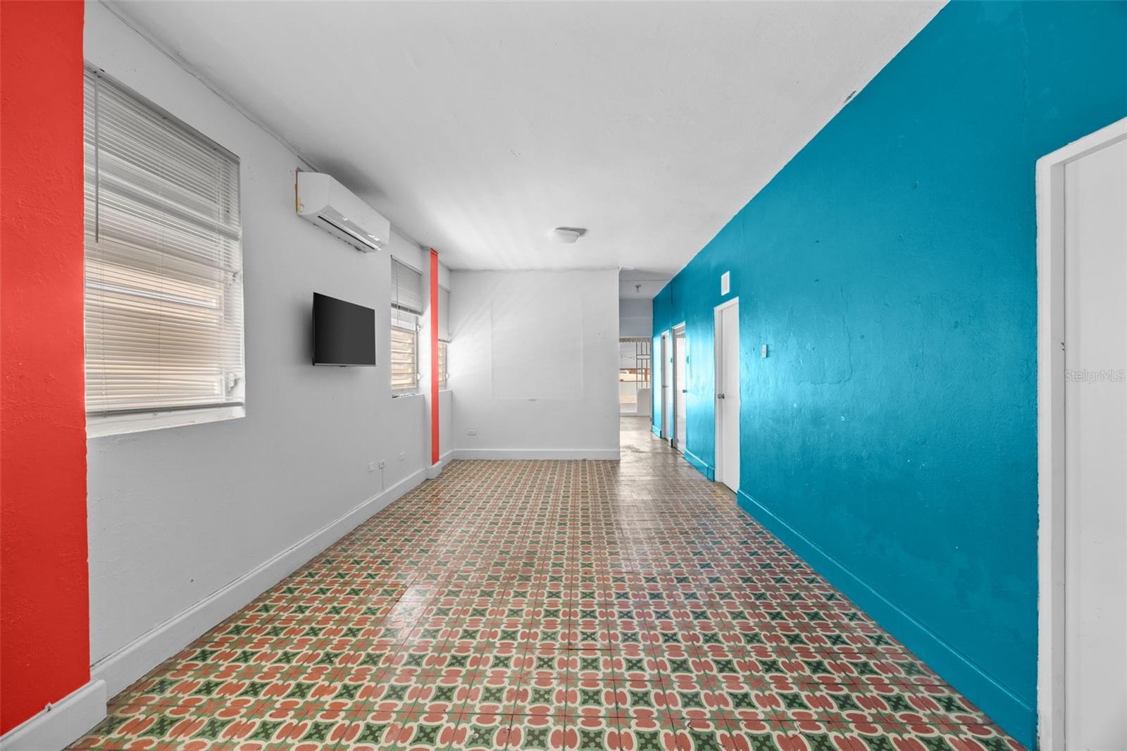 3 hab · 3 baños · DORADO — foto 9