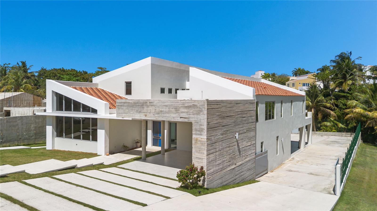 3 hab · 5 baños · HUMACAO — foto 2